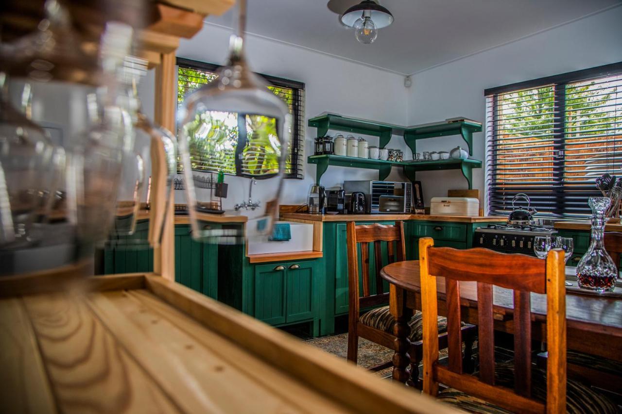 Tarry-Stone Cottages Dullstroom Exteriér fotografie