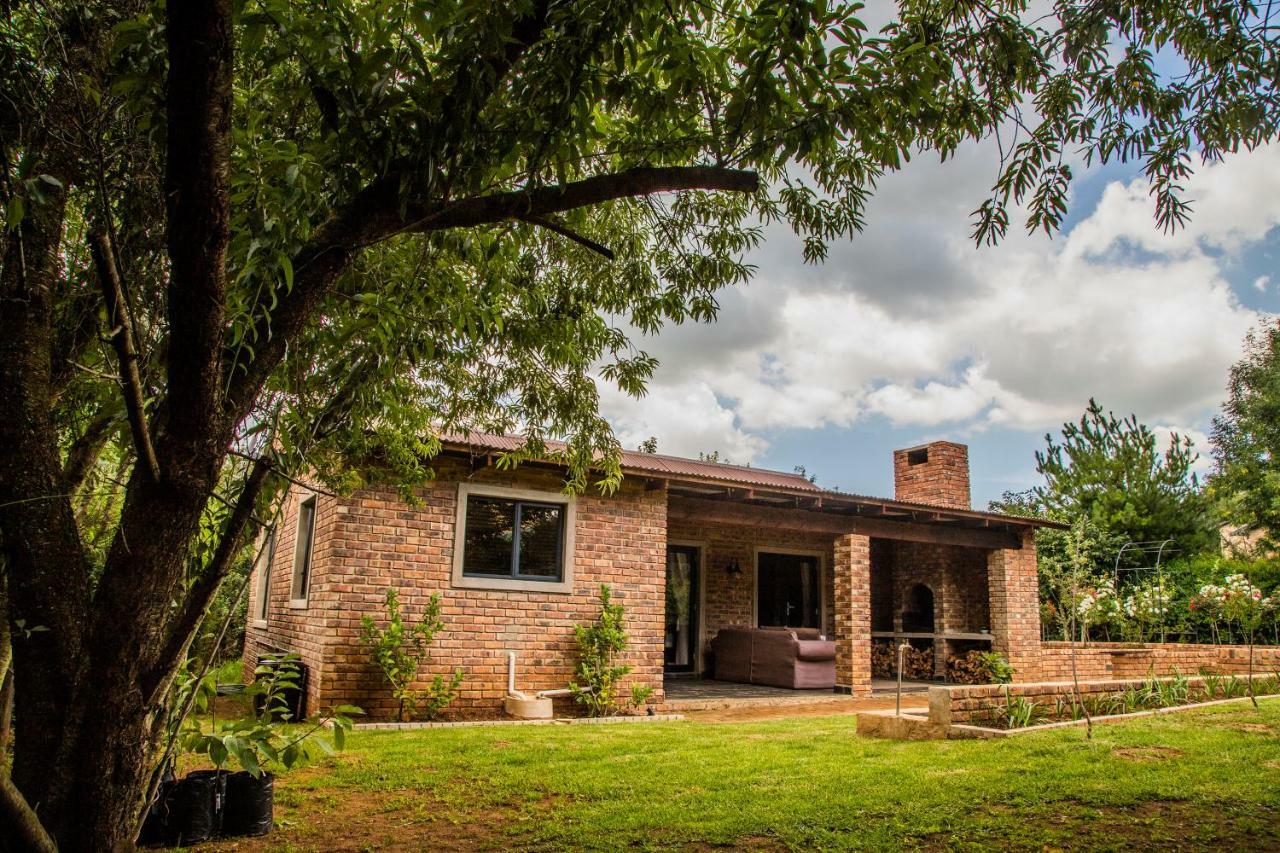 Tarry-Stone Cottages Dullstroom Exteriér fotografie