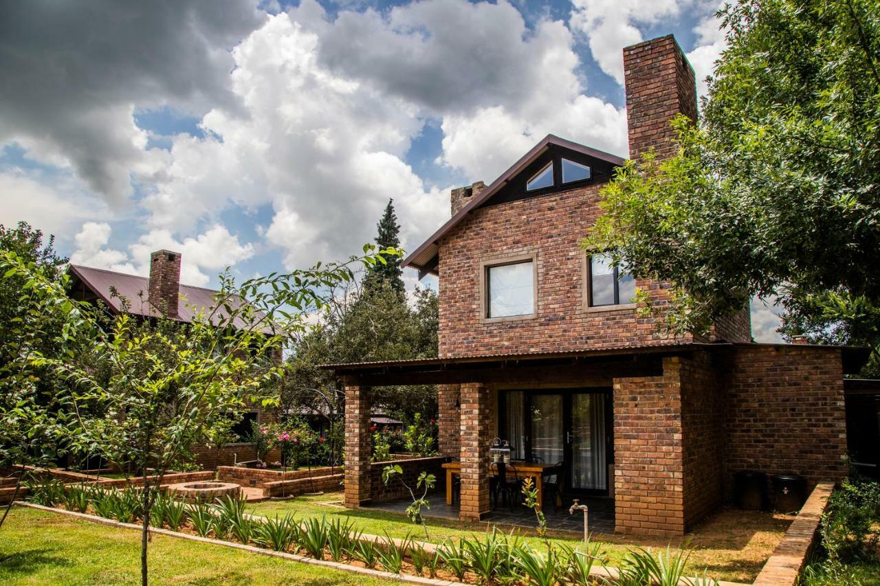 Tarry-Stone Cottages Dullstroom Exteriér fotografie