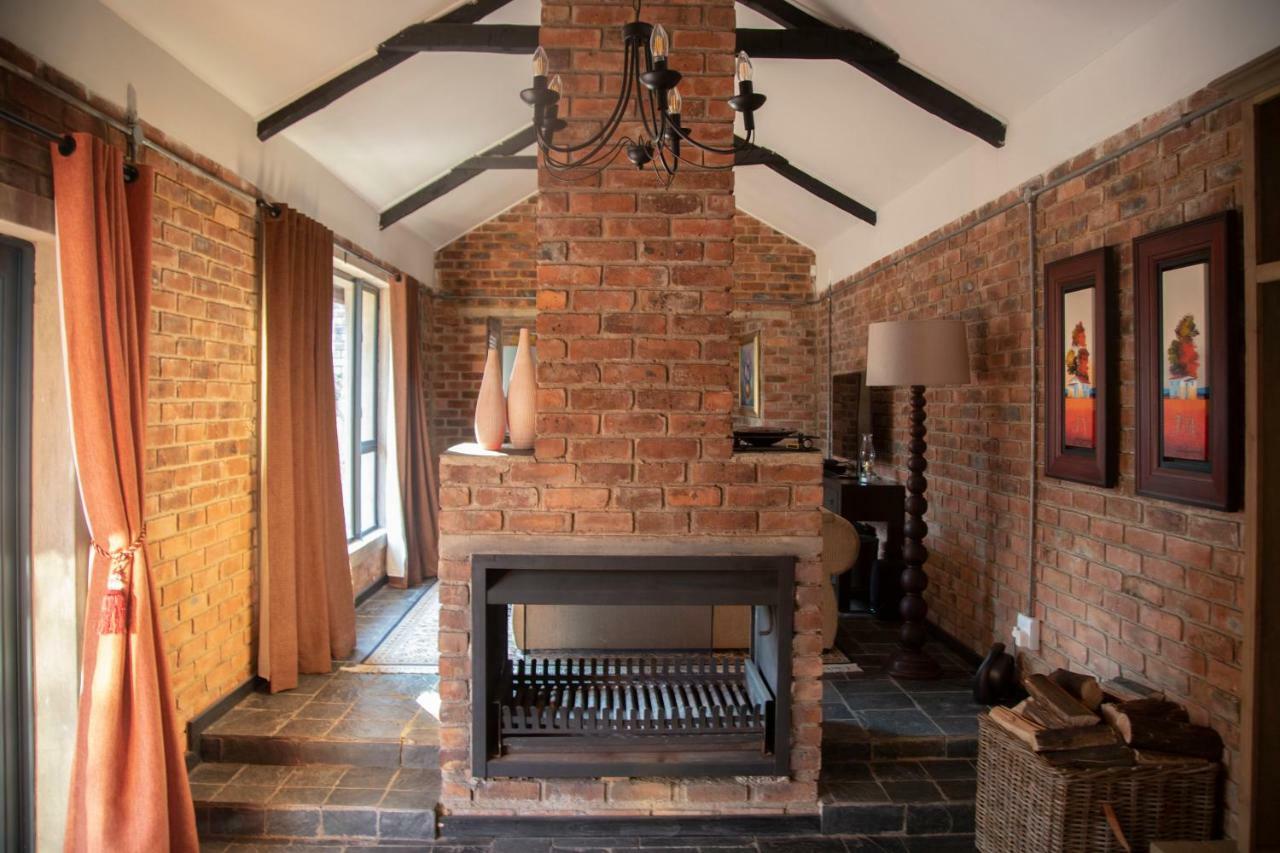 Tarry-Stone Cottages Dullstroom Exteriér fotografie